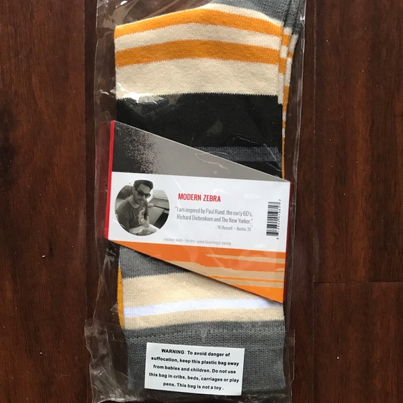 Bucket Feet Socks - Picture 2 of 3